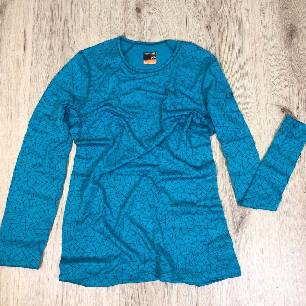 Icebreaker Womens 200 Oasis LS Crewe Sky Paths / Arctic Teal 1000 x 1000